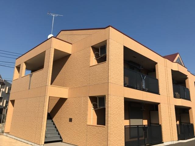 ラビランスＡ 建物画像