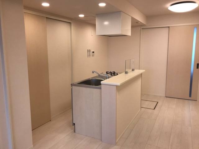 カタルピア 室内写真1
