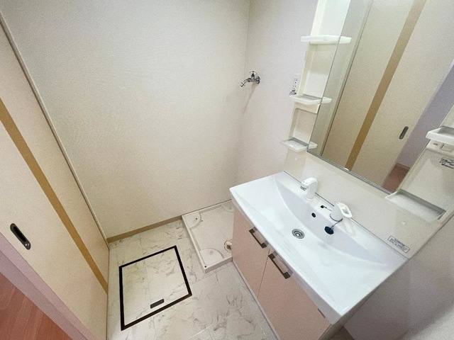 ワイズ パラシオン 室内写真8