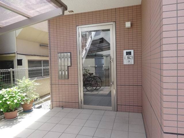 Ｎｅｕｅ -ノイエ- 室内写真3