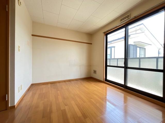 エヌハウス 室内写真1