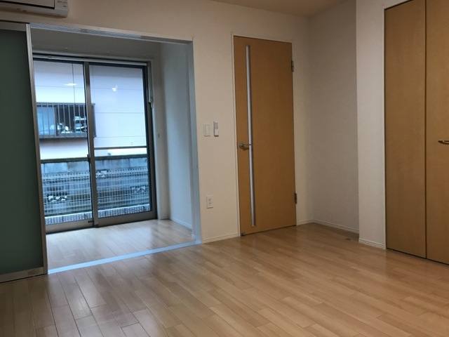 パーシモン 室内写真1