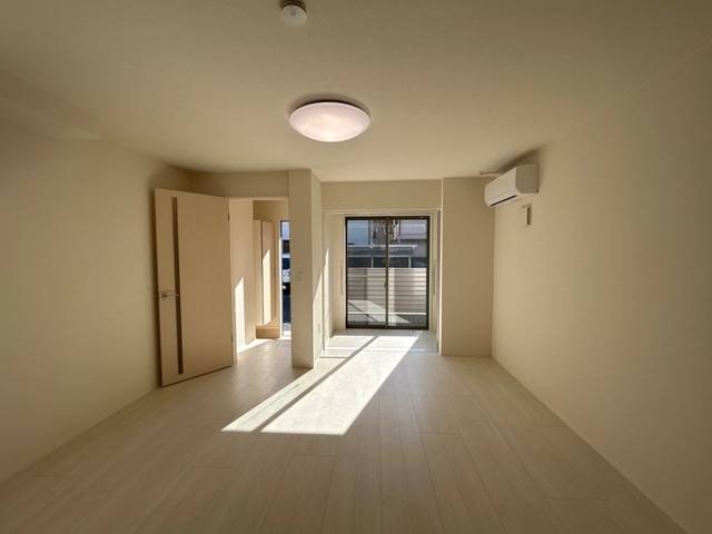レヴメゾン神山弐番館 室内写真12