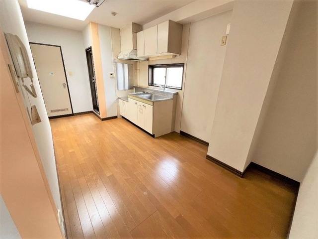 サンベイル横浜南 室内写真1