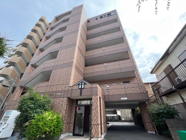 ポスト・マローネ 建物画像