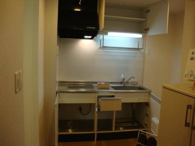 ＢＲＩＮＤＤＬＥ ＣＯＵＲＴ 室内写真1