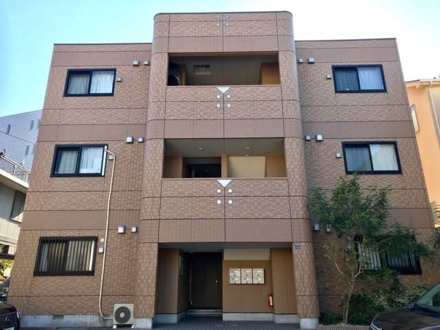 レフィナード湘南 建物画像