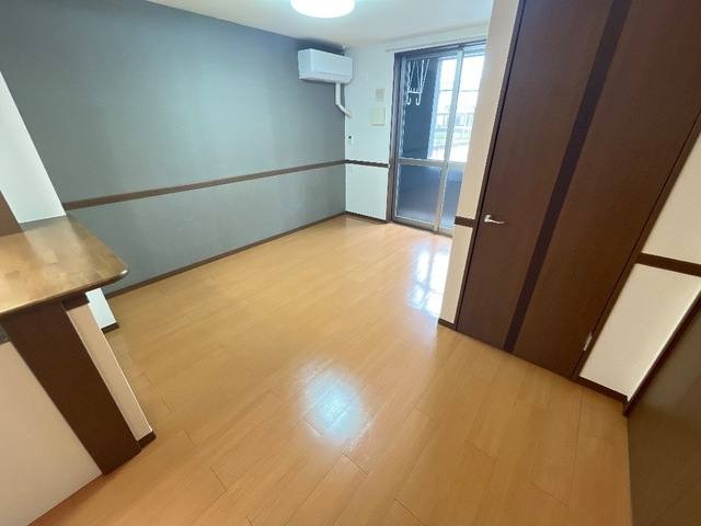 アヴェニール エムズ 室内写真1