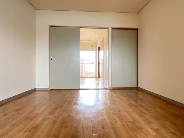 メゾネット翔 室内写真1