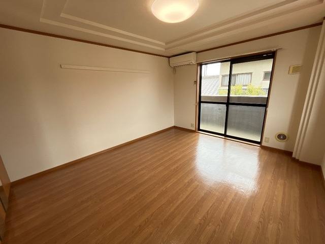 ボザール峯 室内写真1
