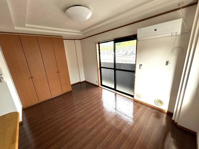 フローリッシュ若宮 室内写真1