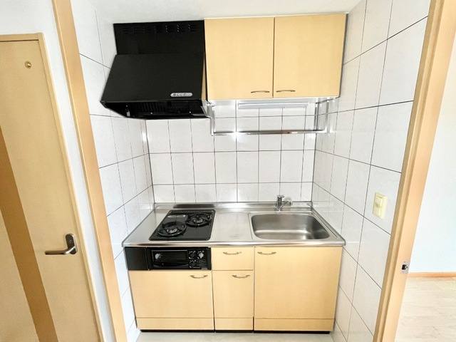シャインプレイス 室内写真1