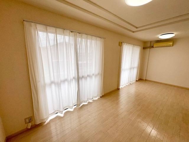 クレッシェンド 室内写真1