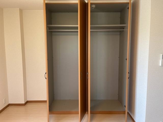 ヴレ スュール 室内写真4