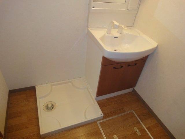 サンシャイン ビレッジ 室内写真5