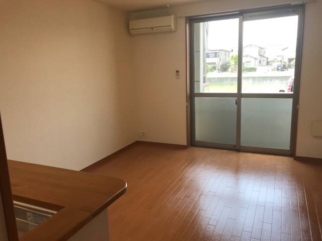 ネオハイツ 室内写真1