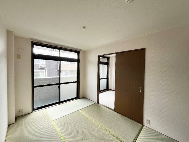 トゥインクル 室内写真1