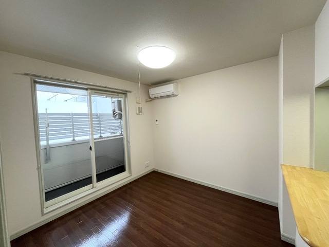 パークヒルズ城土 室内写真1