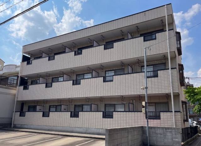 プラム 建物画像