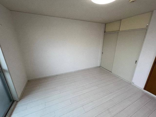 ビバリーハイツ 室内写真1