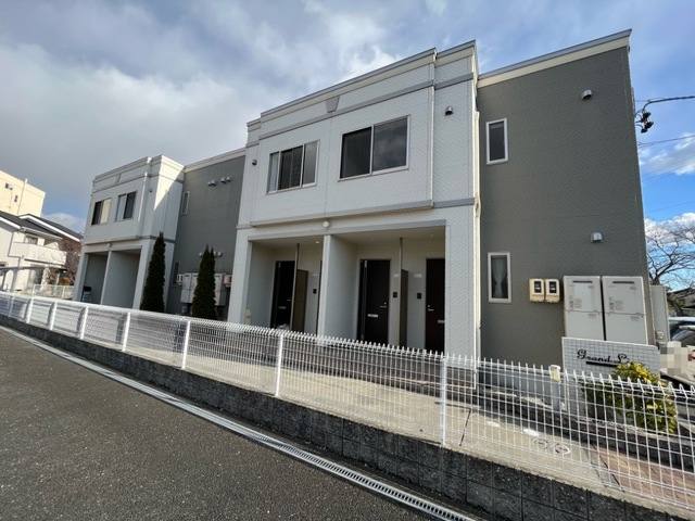 Ｇｒａｎｄ_Ｌｉｎｅ 建物画像