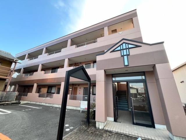 グランドパレス 建物画像