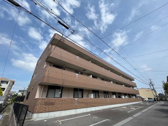 フォレスト カワハラ