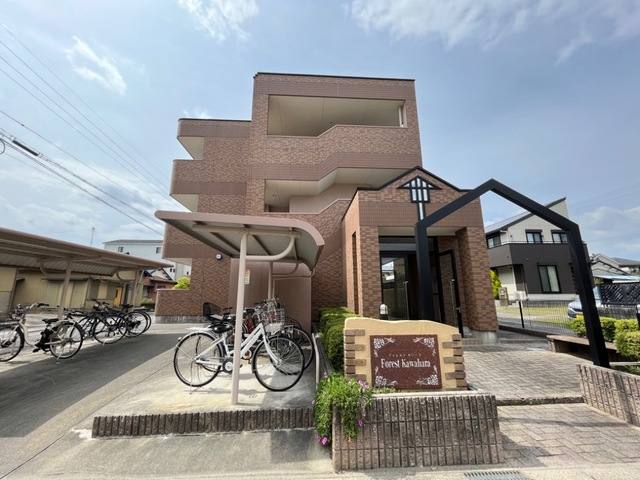 フォレスト カワハラ 室内写真2
