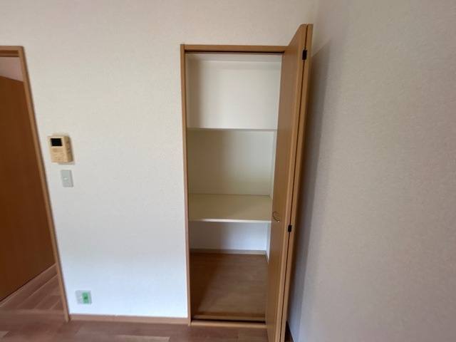 ヴィレッジゆたかⅡ 室内写真1