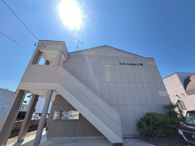 エバーガーデン大堀 建物画像