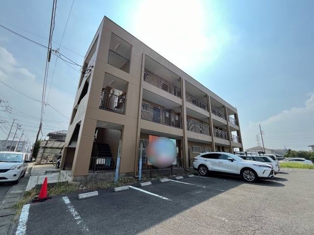 ファミール村田