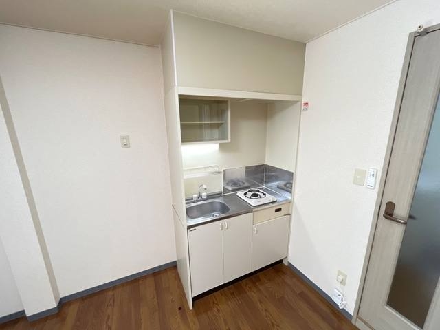 エデン中央本町 室内写真1