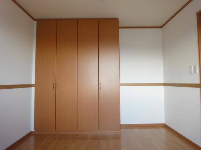 グランディール東海 室内写真12