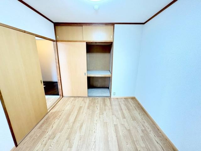 ＣＲＹＳＴＡＬ ＰＡＬＡＣＥ 室内写真5