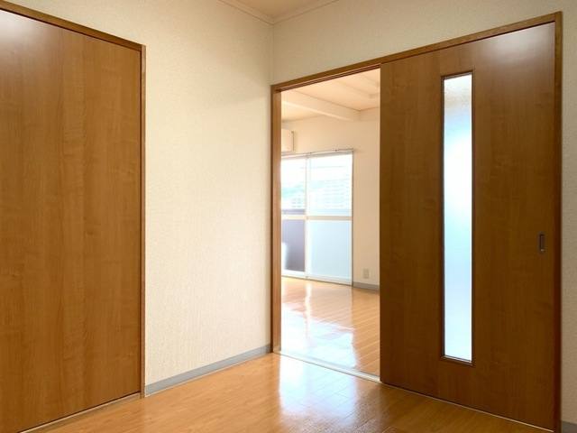 ＣＲＹＳＴＡＬ ＰＡＬＡＣＥ 室内写真4