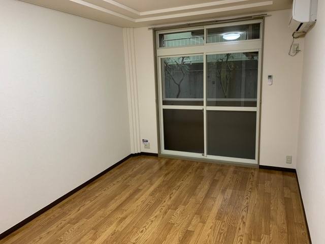 グリーンヒルズ図書館通り 室内写真6