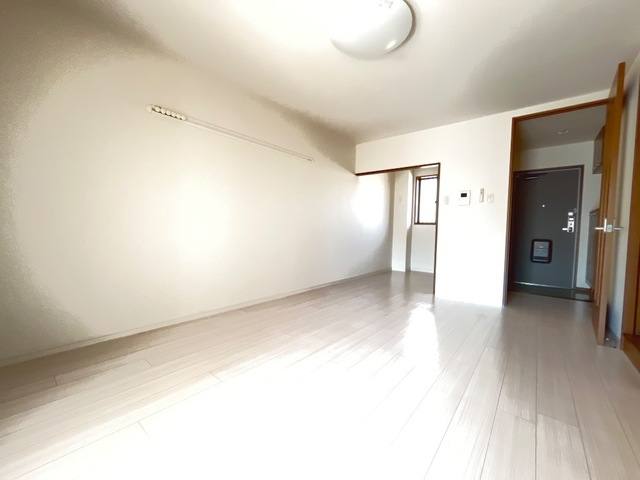 エスポアハイム弐番館 室内写真6