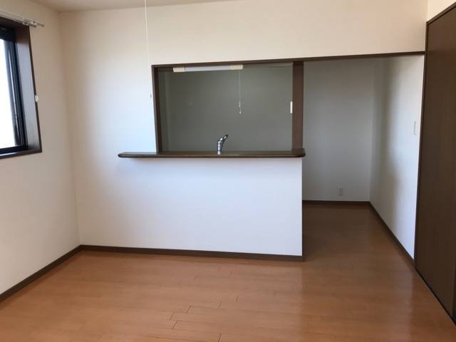 プロニティーハイム 室内写真1