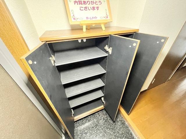 アールヴィヴァン 室内写真1