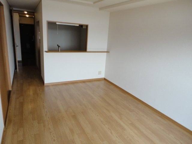 ラビデンス西條 室内写真1