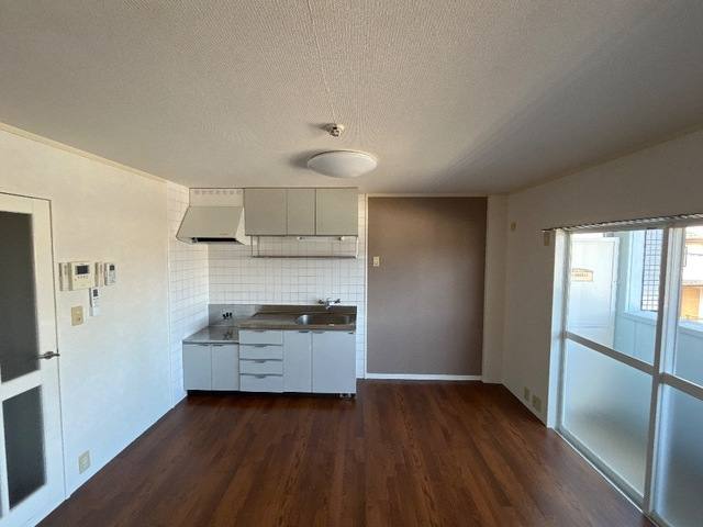 ＷＥＳＴ５ 室内写真1