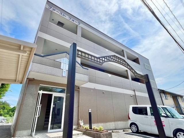 ファーストフォーク 室内写真2
