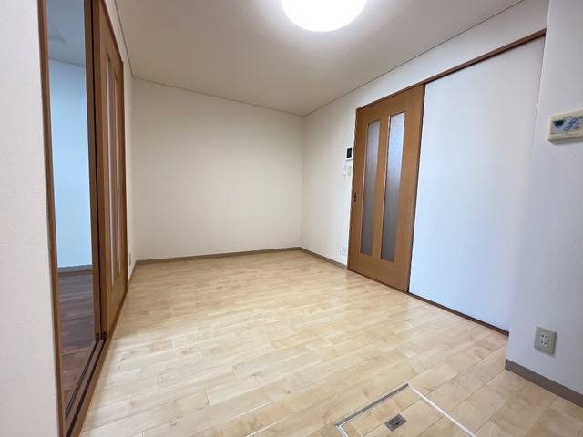 サンヒルズ鈴鹿 室内写真5