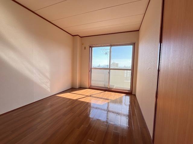 パールロイヤル江島 室内写真6