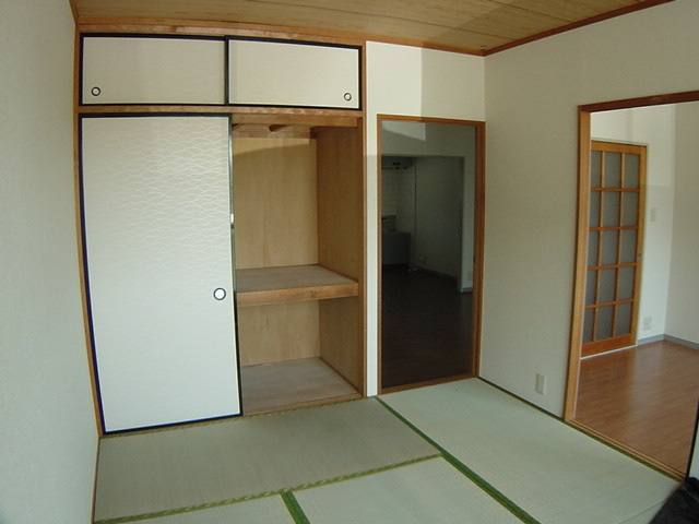 イーストバレー 室内写真1