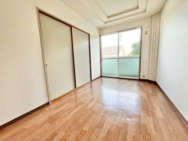 イーストバレー 室内写真1