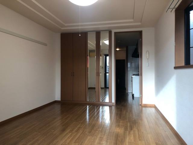 サクシード 室内写真1