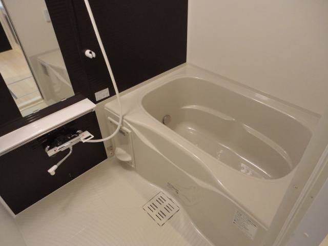 クオリア弐番館 室内写真7