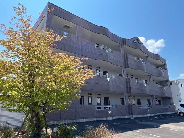 ＷＩＮＧ ＨＯＵＳＥ 室内写真3