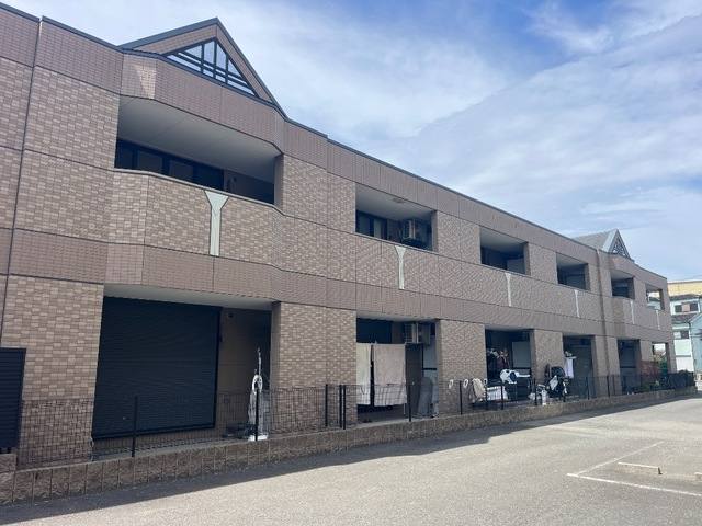 フォンテーヌ美原